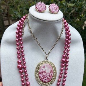 Fuchsia Pink White Floral Porcelain Gold Statement Pendant Necklace Earrings SET